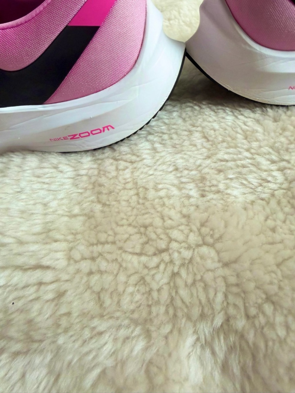 Nike Air Zoom Winflo 6 Psychic Pink Black Running Sneaker - Picture 14 of 14